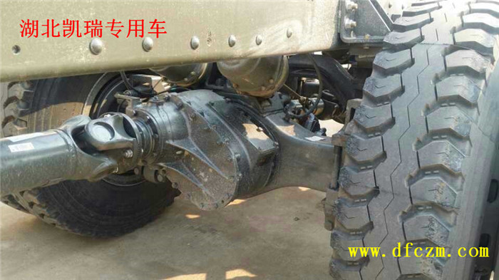 中國重汽六驅(qū)越野車驅(qū)動橋 中國重汽六驅(qū)越野車驅(qū)動橋