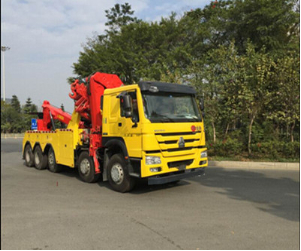 凌揚(FXB)牌PC5500TQZHW型清障車