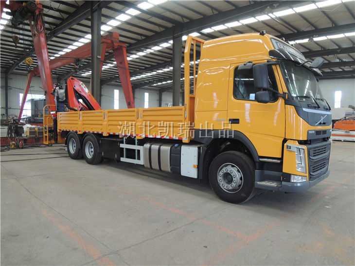 沃爾沃三軸國(guó)六計(jì)量檢衡車(chē)